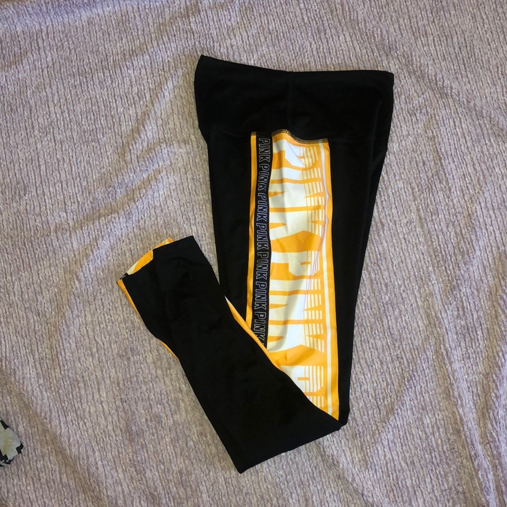 Victoria’s Secret leggings